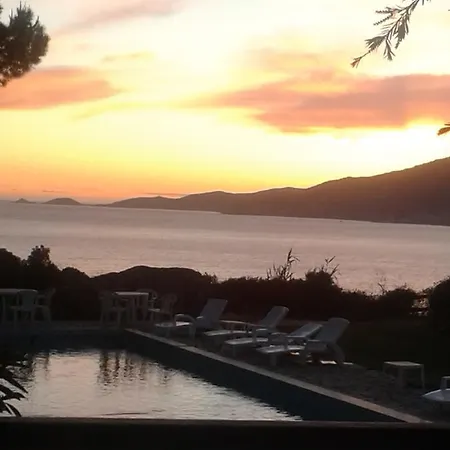 Domaine Amandiers - Mimosa Chalet *
